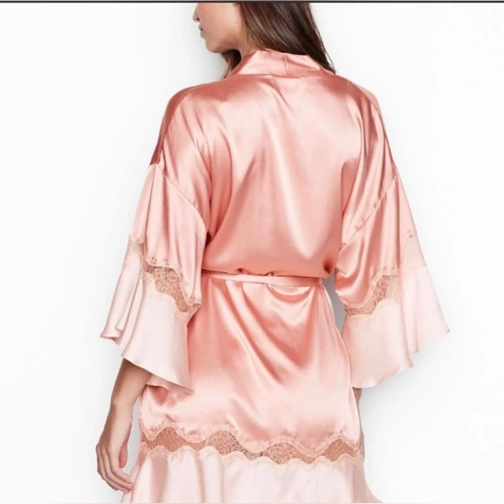 Vs Robe Victoria's Secret | Intimates & Sleepwear | Vss Victorias Secret ...